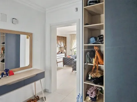 Rent, two bedroom apartment, 100m², Donja Lastva, Tivat - image 21