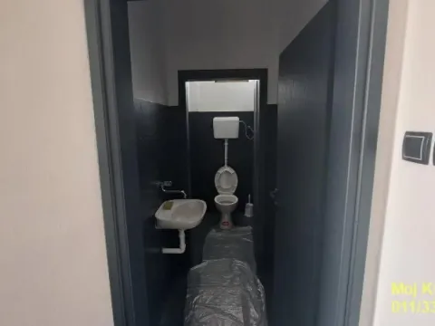 Rent, office space, 1212m², Pančevo, Srbija - image 5