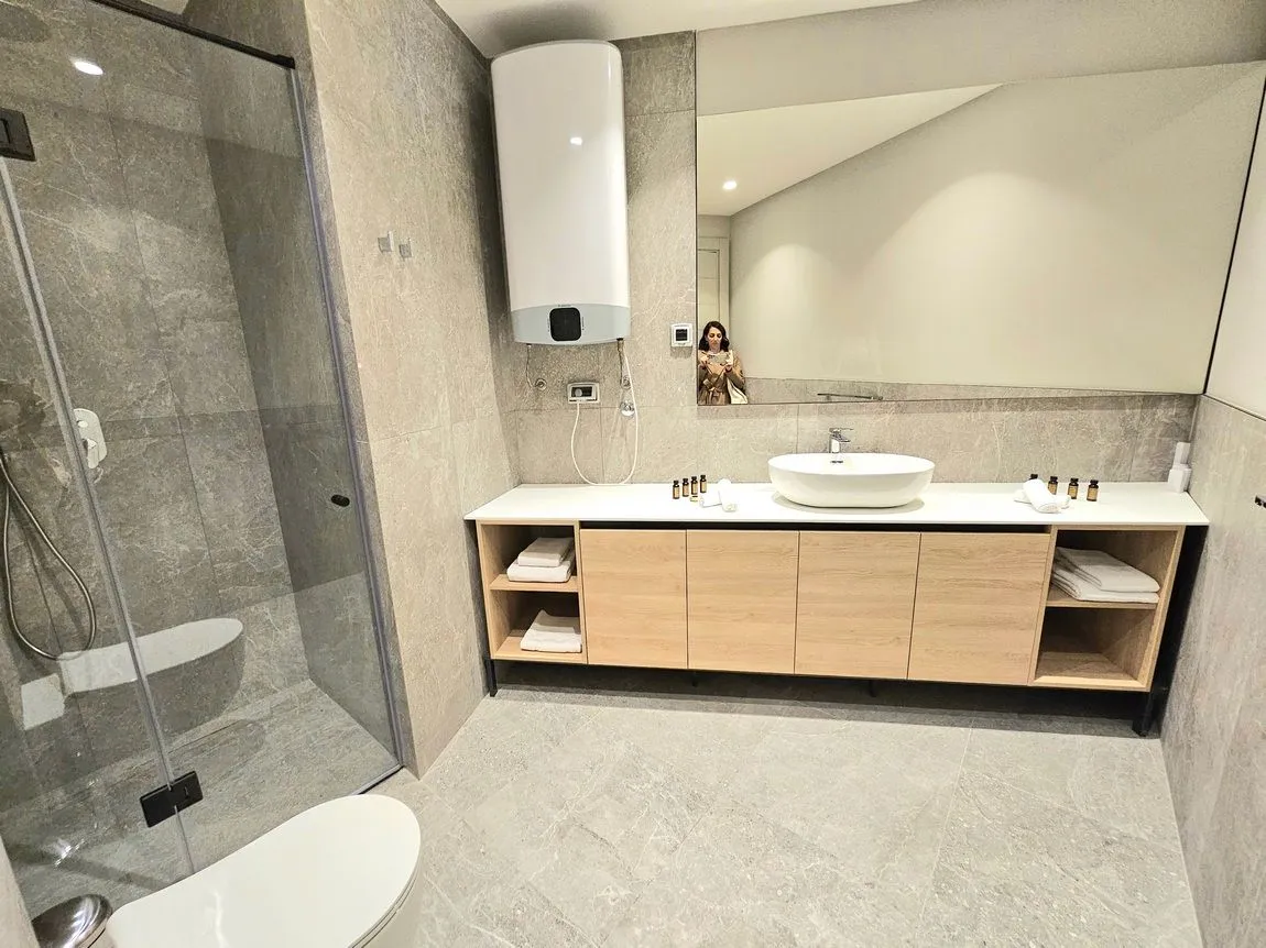 Prodaja, jednosoban stan, 67m², Rafailovići, Budva