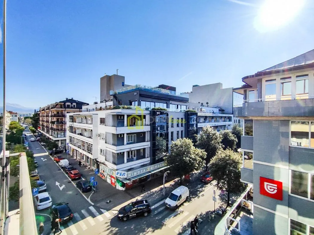 Rent, two bedroom apartment, 79m², Centar, Podgorica