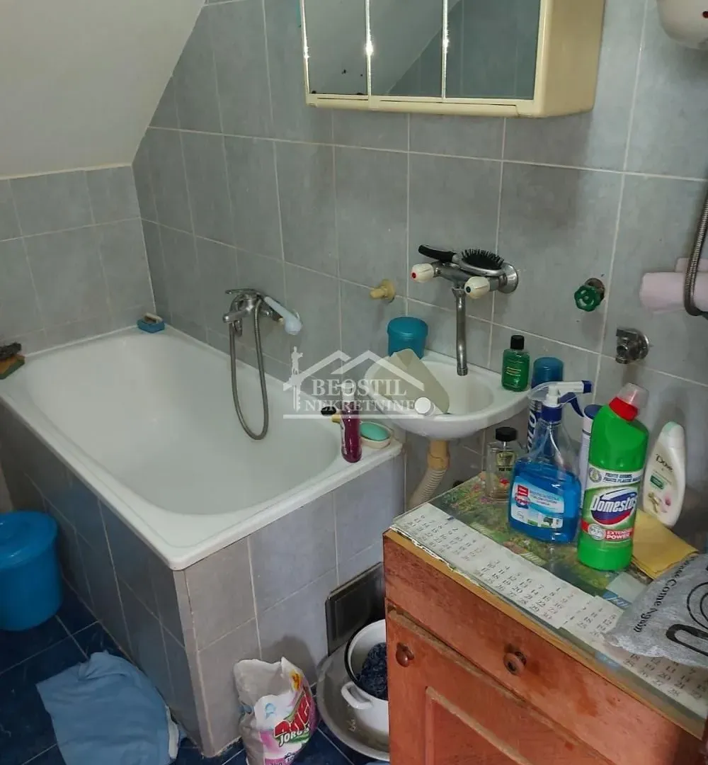 Prodaja, kuća, 259m², Krnjaca, Palilula Sve Podlokacije