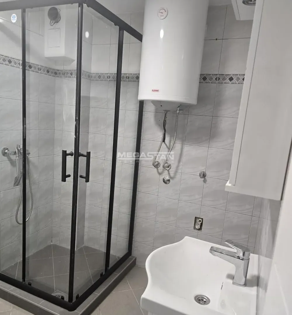 Prodaja, četvorosoban stan, 114m², Čukarica, Beograd