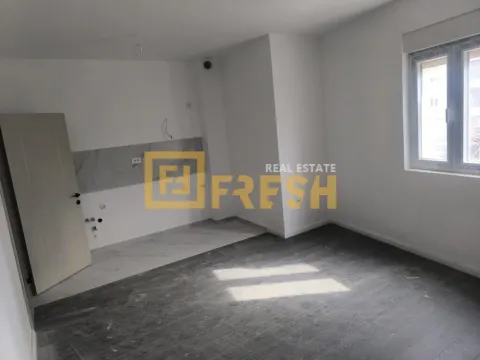 Prodaja, garsonjera, 29m², Zabjelo, Podgorica - image 2