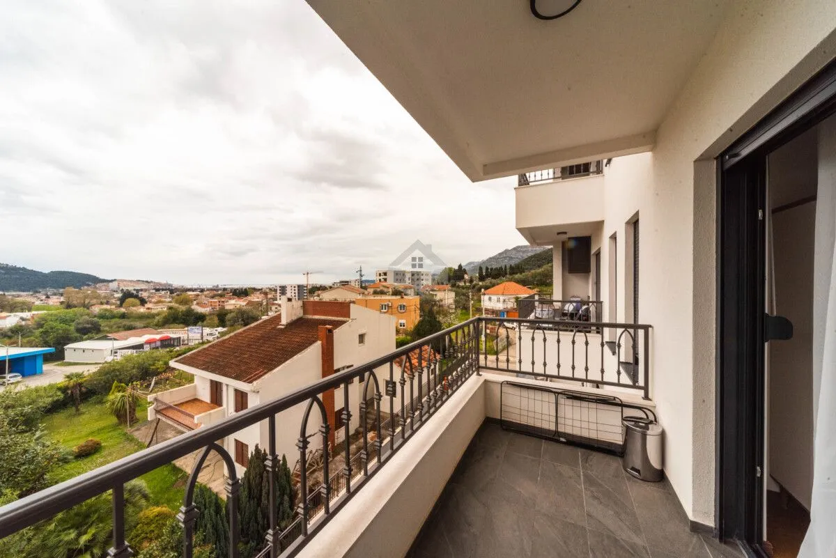 Prodaja, dvosoban stan, 70m², Bar, Crna Gora