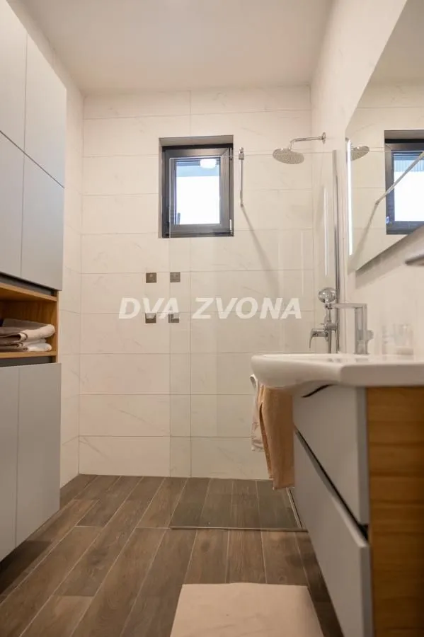 Prodaja, stan, 309m², Bulevar Evrope, Novi Sad Sve Podlokacije