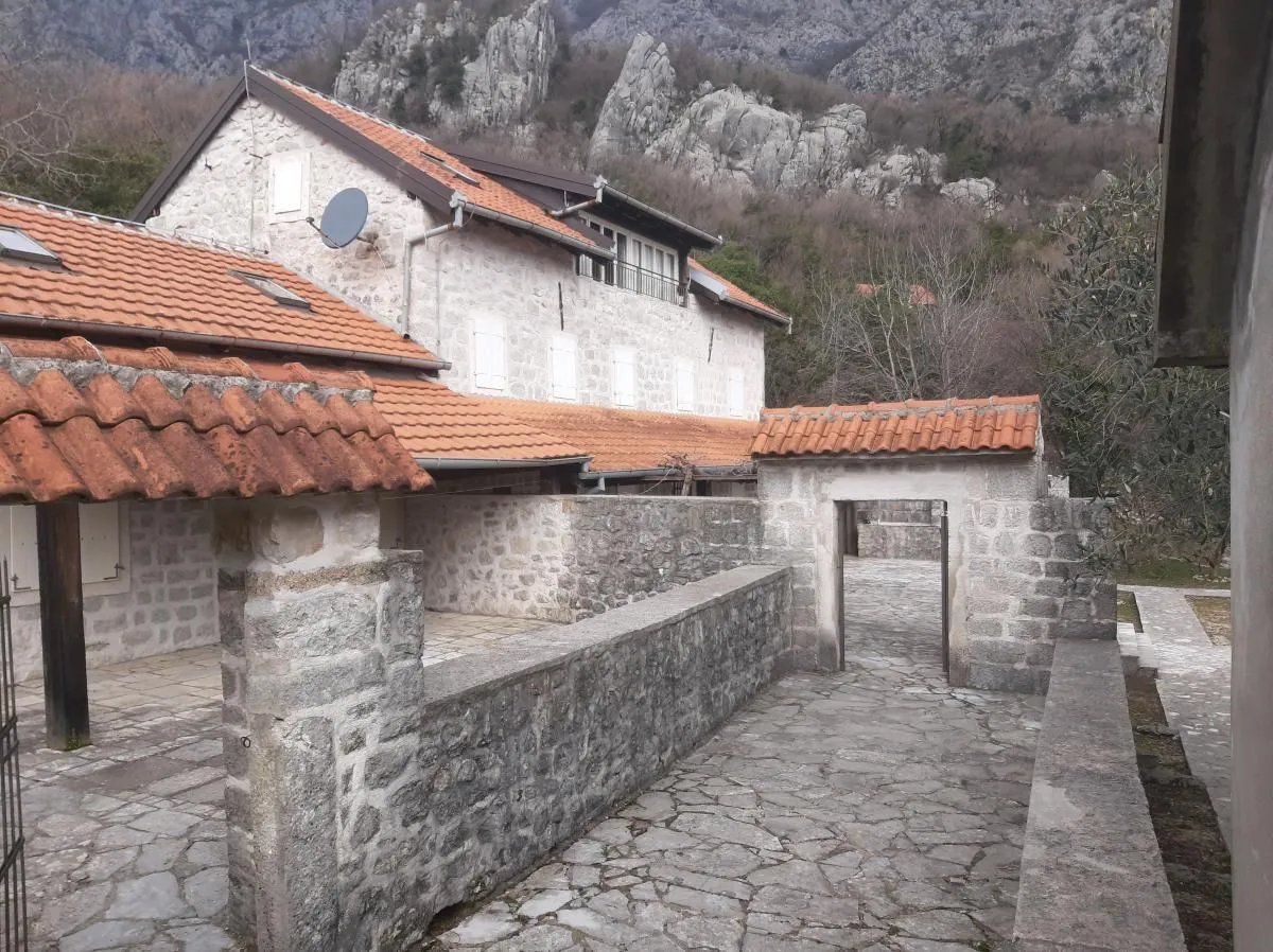 Prodaja, kuća, 260m², Morinj, Kotor