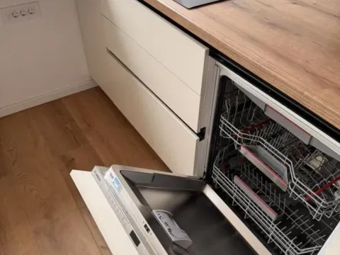 Prodaja, četvorosoban stan, 75m², Socijalno, Novi Sad Sve Podlokacije - image 11