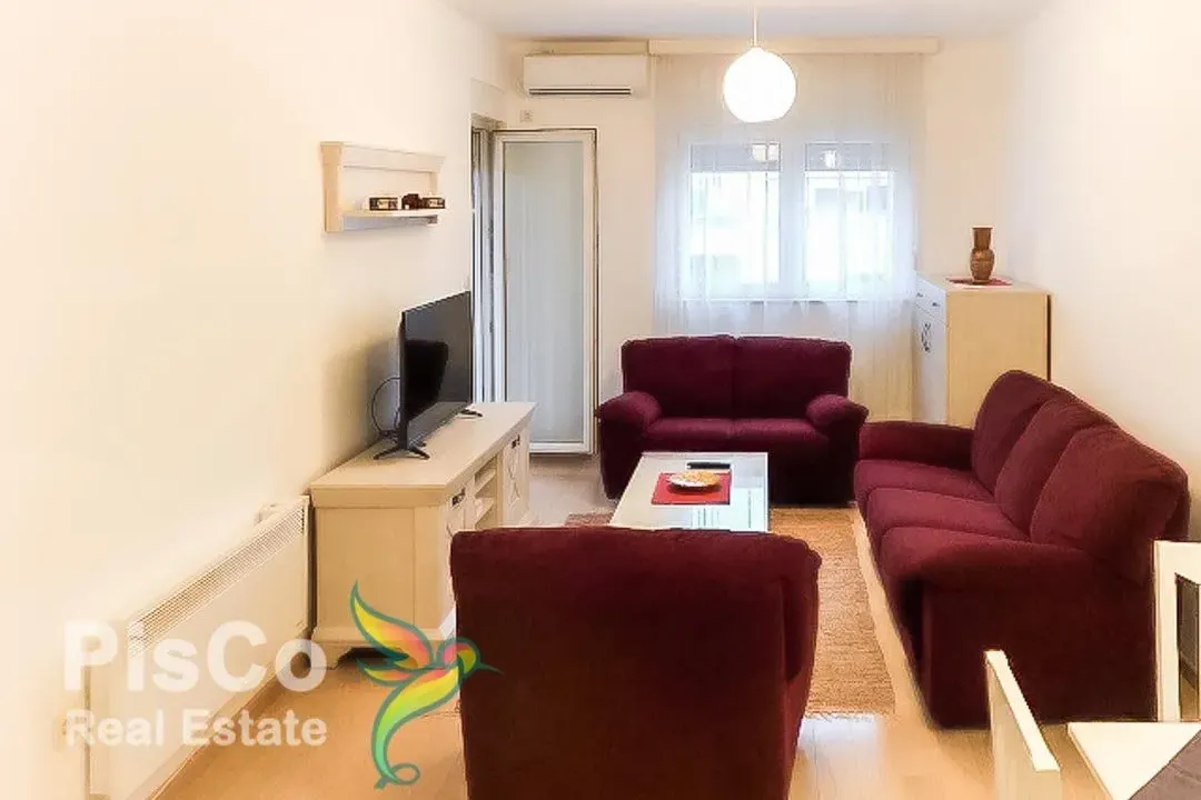 Izdavanje, jednosoban stan, 47m², City Kvart, Podgorica