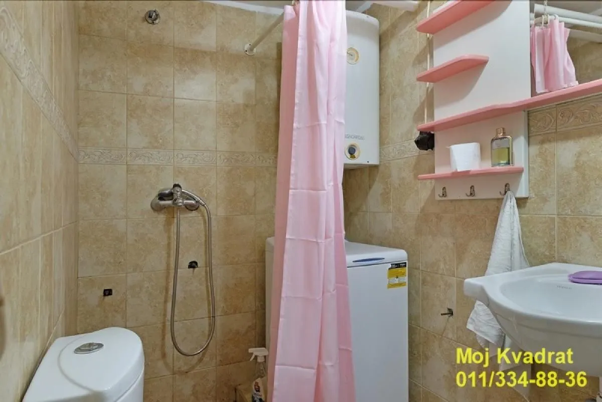 Sale, house, 250m², Voždovac Sve Podlokacije, Beograd