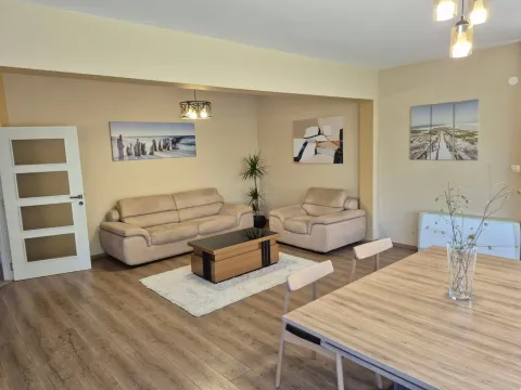 Rent, house, 157m², Tološi, Podgorica - image 1