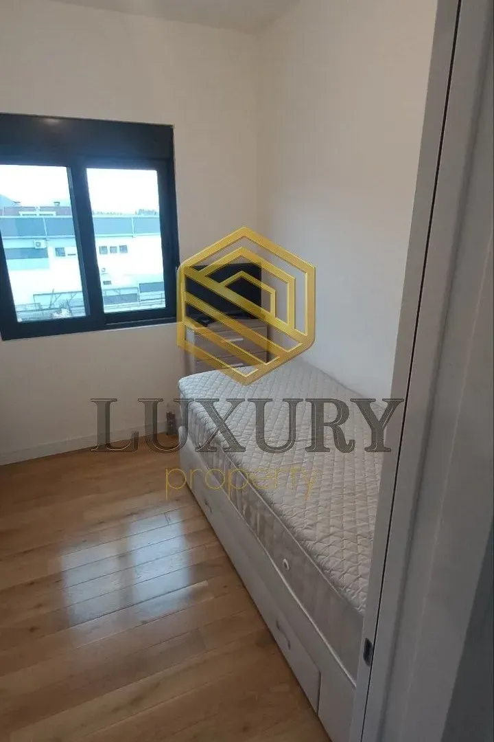 Rent, house, 2000m², Gornja Gorica, Podgorica