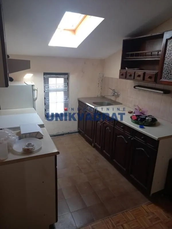 Prodaja, trosoban stan, 88m², Petlovo Brdo, Beograd