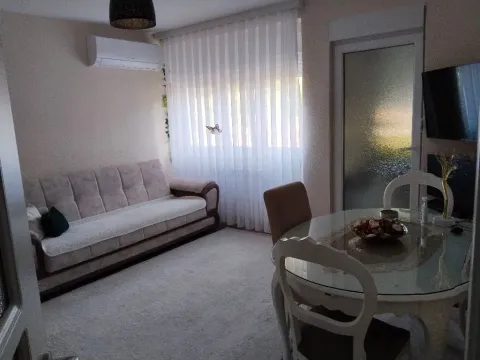 Stan in Pruška