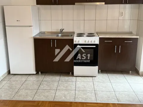 Stan in Bulevar patrijarha Pavla