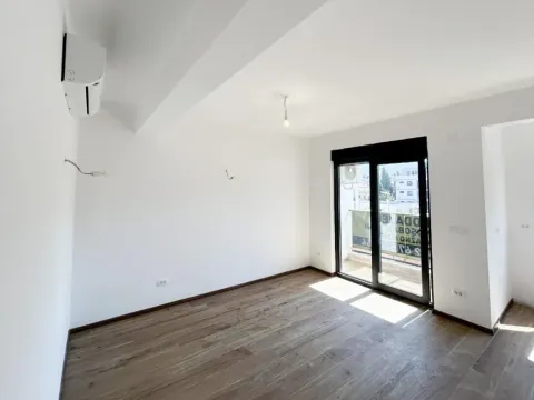 Sale, one bedroom apartment, 37m², Dobre Vode, Bar - image 3