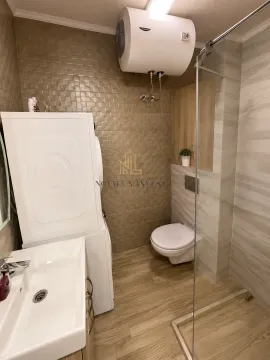 Rent, one bedroom apartment, 40m², Blok 9, Podgorica - image 5