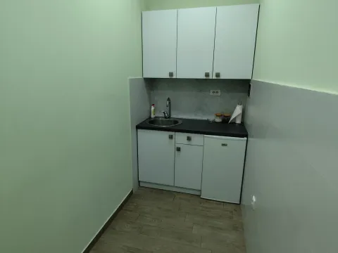 Rent, office space, 56m², City Kvart, Podgorica - image 8