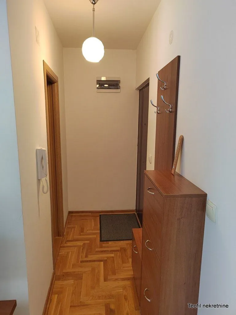 Sale, one bedroom apartment, 37m², Vojvode Vlahovica, Beograd