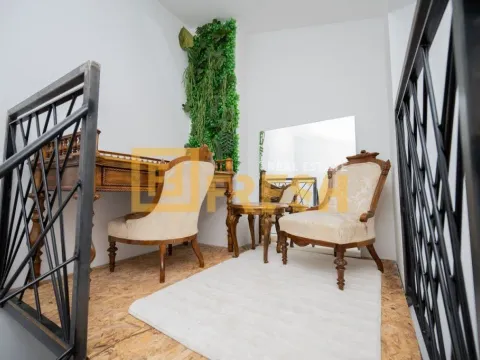 Izdavanje, trosoban stan, 110m², Momišići, Podgorica - image 20