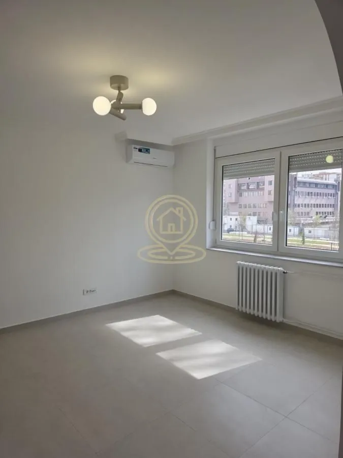 Rent, two bedroom apartment, 55m², Stari Grad, Beograd