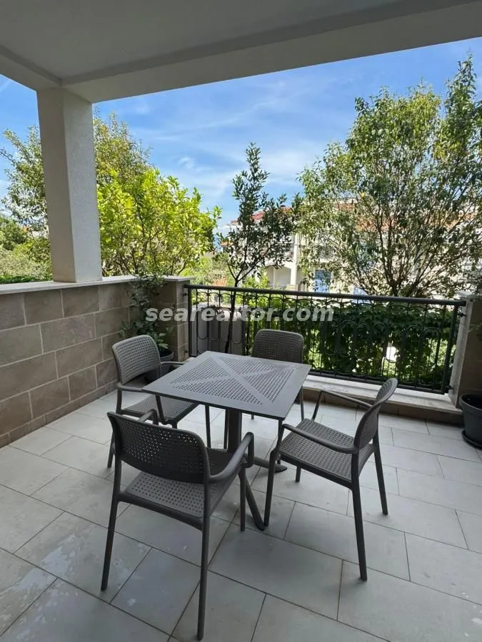 Rent, one bedroom apartment, 60m², Luštica Bay, Tivat