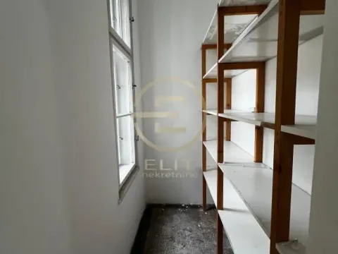 Rent, office space, 93m², Centar, Novi Sad - image 12