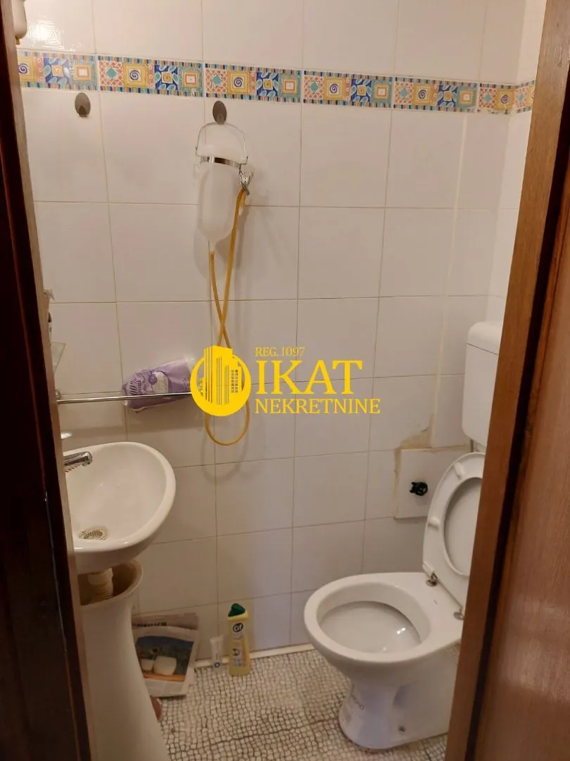 Sale, three bedroom apartment, 76m², Vračar Sve Podlokacije, Beograd