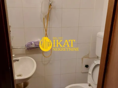 Sale, three bedroom apartment, 76m², Vračar Sve Podlokacije, Beograd - image 9