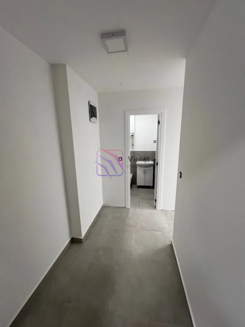 Rent, office space, 95m², City Kvart, Podgorica