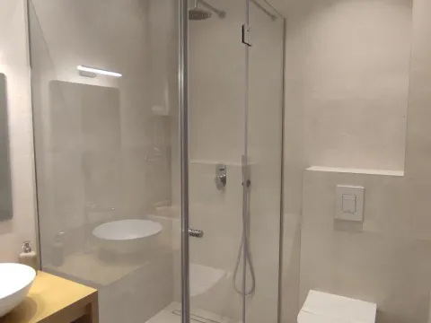 Rent, two bedroom apartment, 69m², Budva, Crna Gora - image 11