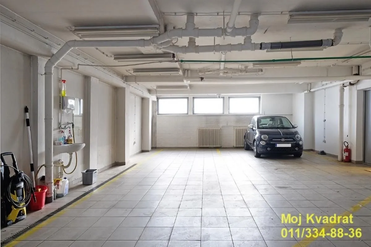 Rent, office space, 653m², Stari Merkator, Novi Beograd Sve Podlokacije