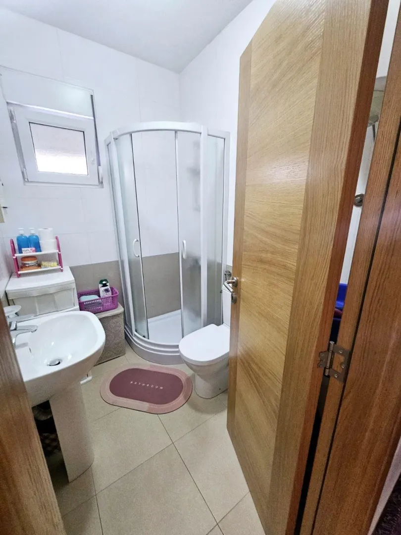 Izdavanje, jednosoban stan, 49m², Blok 9, Podgorica