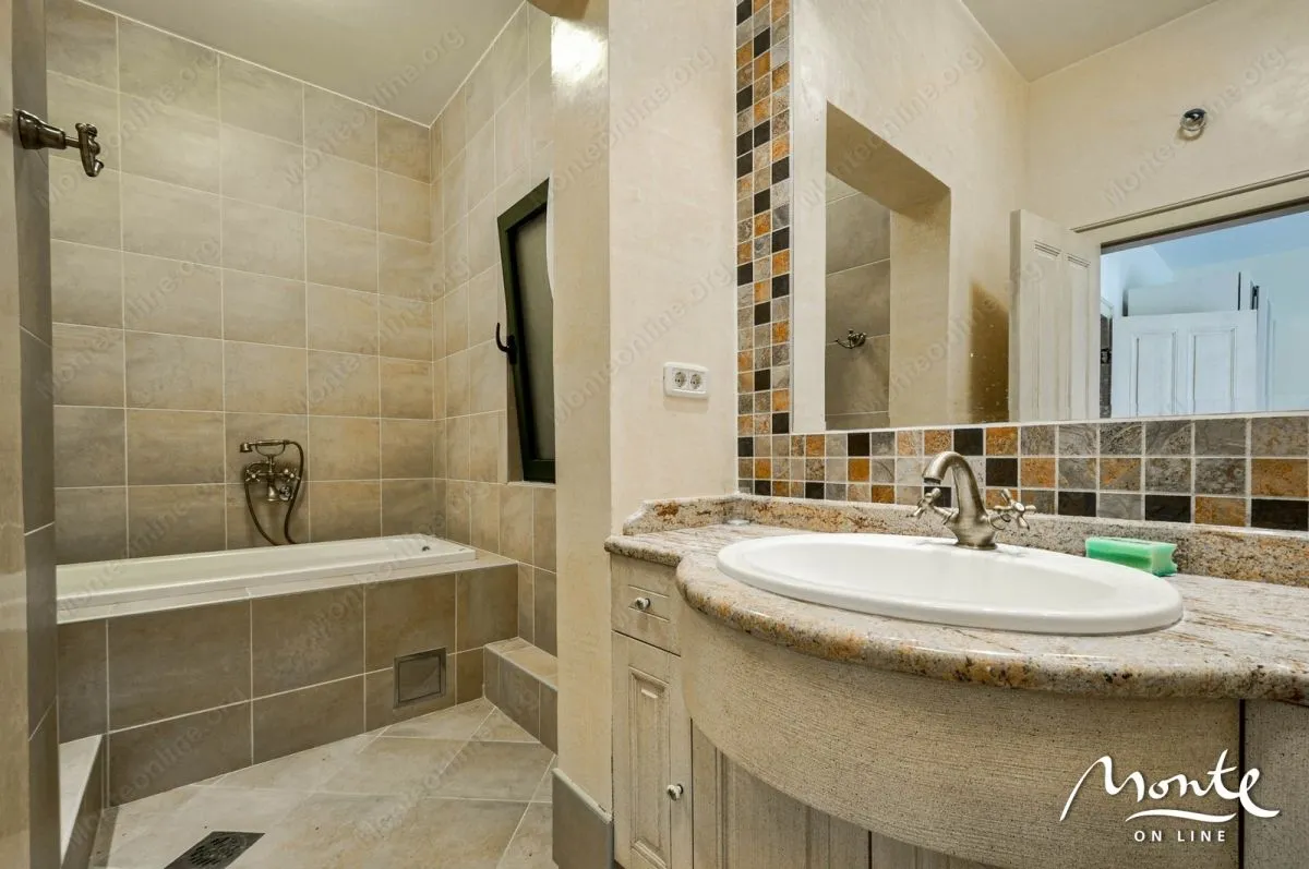 Sale, house, 170m², Budva, Crna Gora