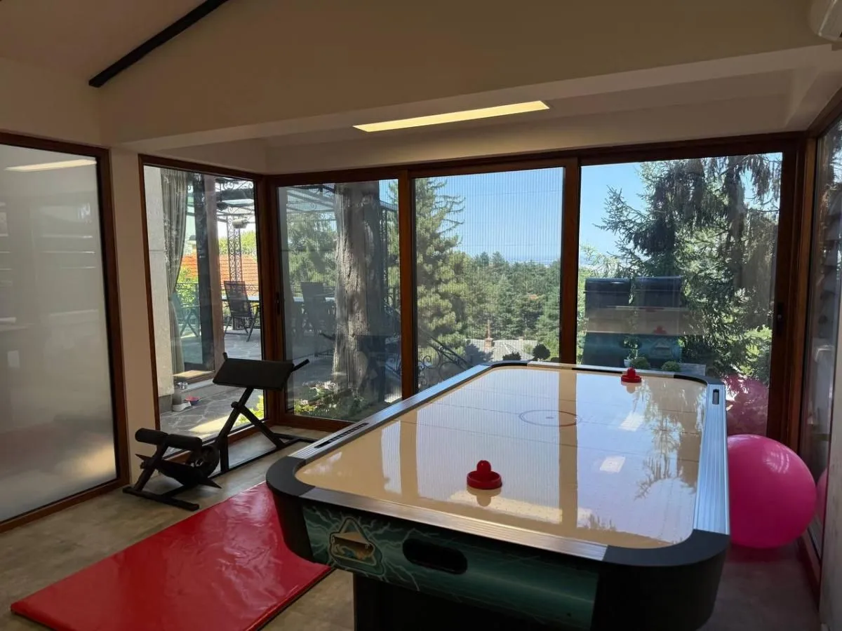 Prodaja, kuća, 318m², Petrovaradin, Novi Sad