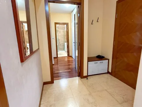 Rent, two bedroom apartment, 75m², Centar, Podgorica - image 8