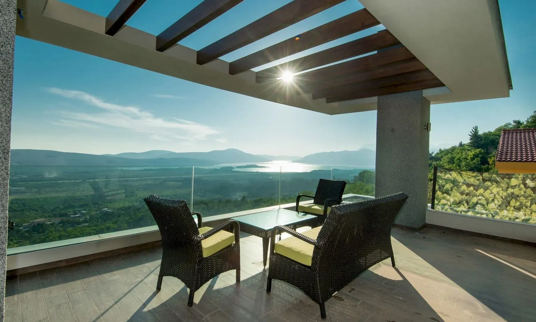 Prodaja, kuća, 310m², Kavač, Kotor