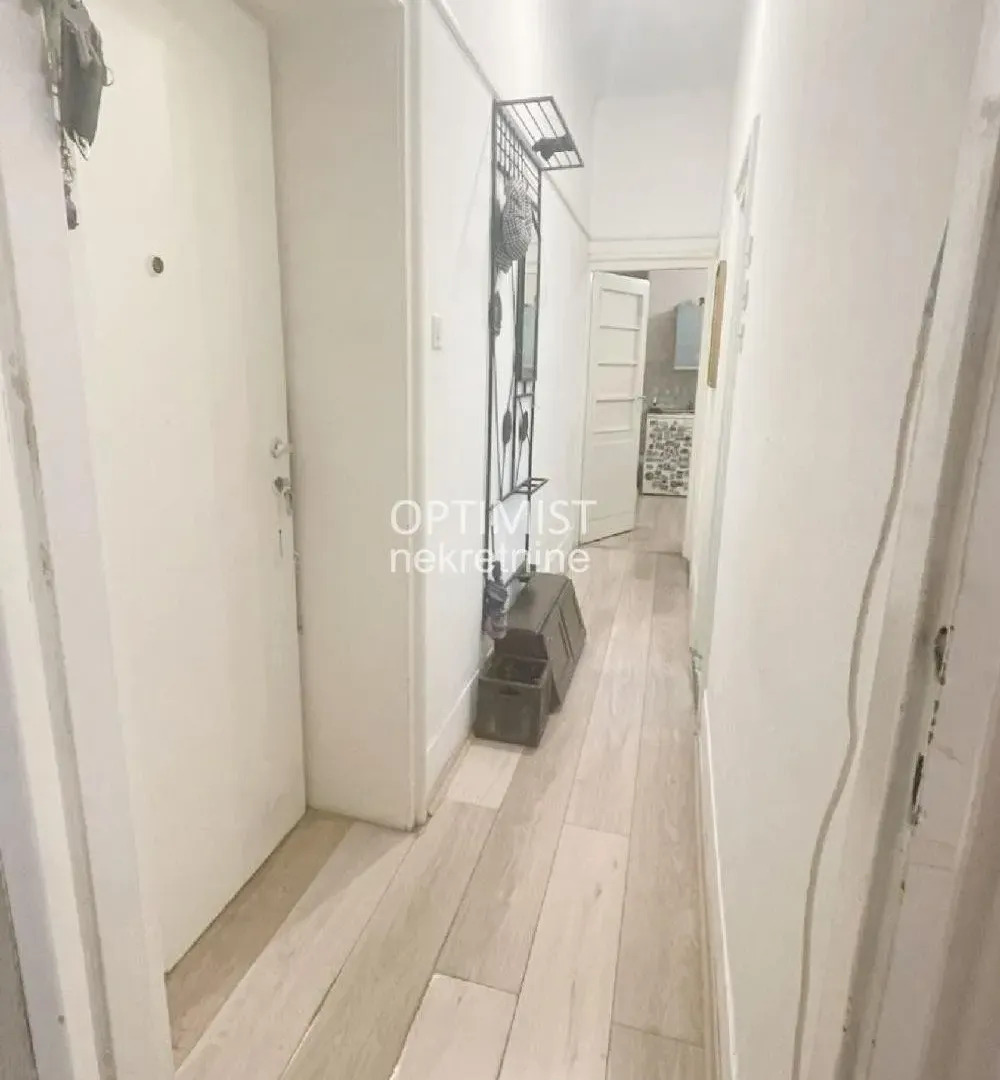 Sale, four bedroom apartment, 97m², Stari Grad, Beograd