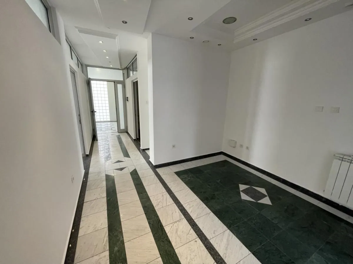 Rent, office space, 245m², Bulevar Oslobodjenja, Novi Sad Sve Podlokacije