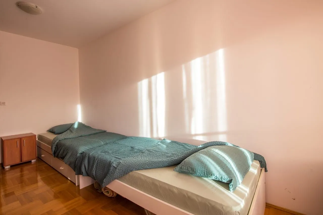 Izdavanje, dvosoban stan, 69m², Preko Morače, Podgorica