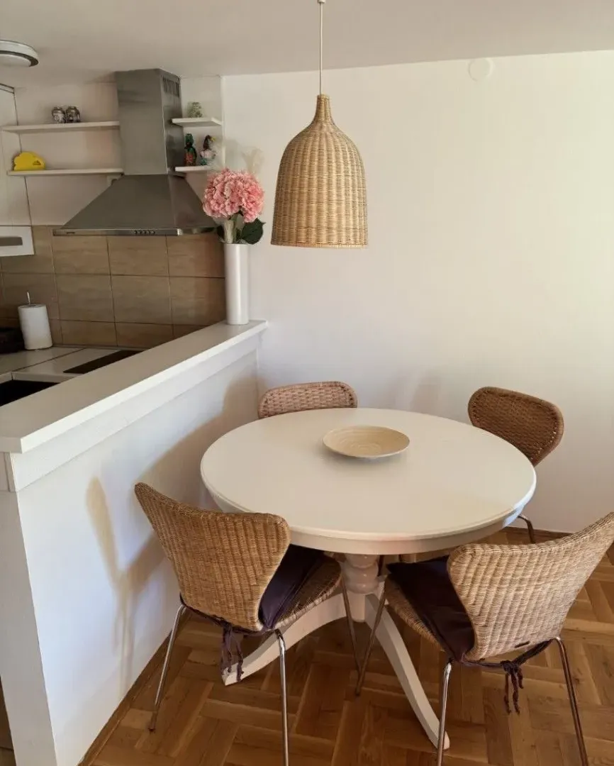 Izdavanje, dvosoban stan, 67m², Blok 9, Podgorica