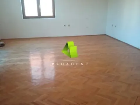 Izdavanje, poslovni prostor, 250m², Crveni Krst, Niš - image 15