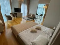 Izdavanje, trosoban stan, 184m², Budva, Crna Gora - image 7