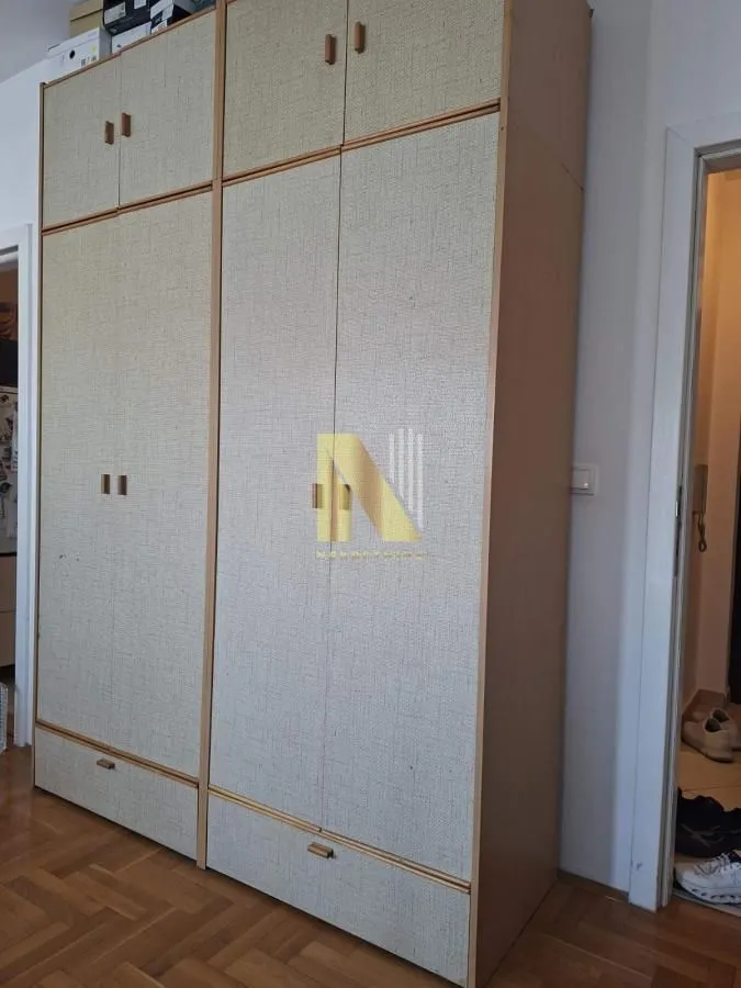 Izdavanje, jednosoban stan, 27m², Sajmište, Novi Sad