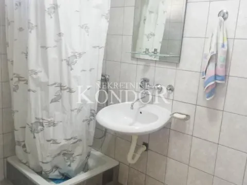 Izdavanje, poslovni prostor, 350m², Altina, Beograd - image 12