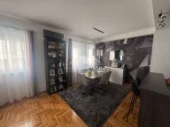 Prodaja, trosoban stan, 70m², Brace Jerković, Voždovac Sve Podlokacije - image 2