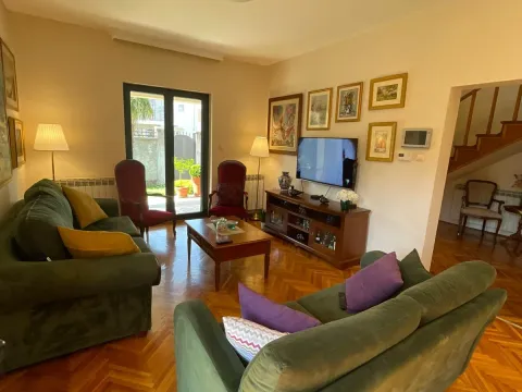 Prodaja, kuća, 293m², Stari Aerodrom, Podgorica - image 6