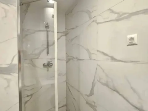 Izdavanje, jednosoban stan, 47m², Stari Aerodrom, Podgorica - image 8