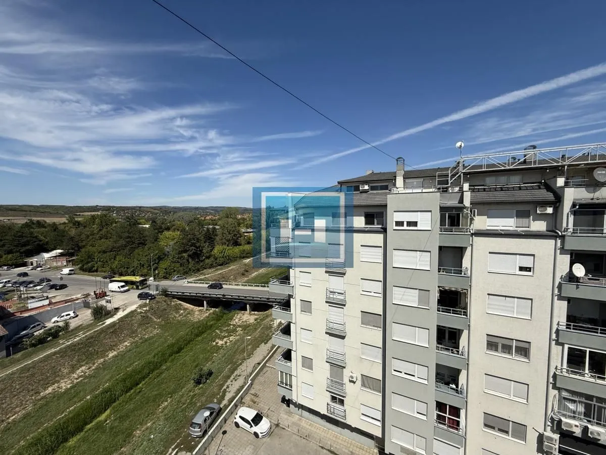 Prodaja, dvosoban stan, 77m², Vašarište, Jagodina