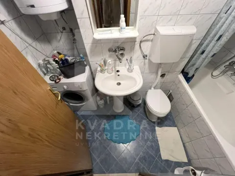 Prodaja, dvosoban stan, 92m², Stari Aerodrom, Podgorica - image 8