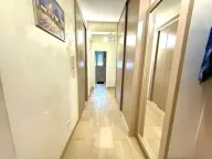 Prodaja, trosoban stan, 100m², Stari Aerodrom, Podgorica - image 12